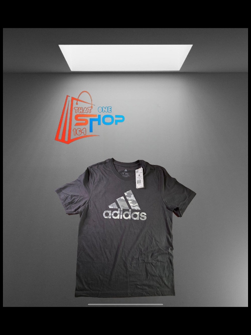 adidas Men's T-Shirt Badge of Sport Camo Logo Graphic Size M